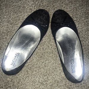 MK black flats